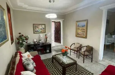 Casa residencial à venda em jardim ouro verde, limeira – 3 quartos, 4 vagas, 259 m² internos