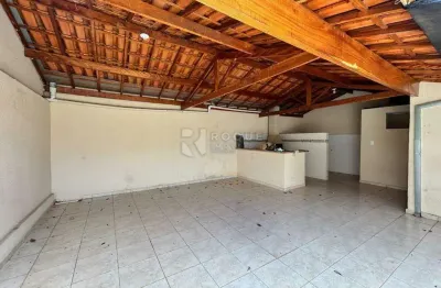 Casa com 3 quartos para alugar na Vila São Luiz, Limeira 