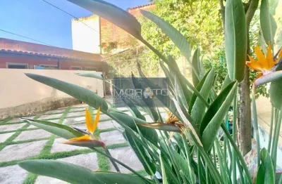 Casa 3 quartos com suíte e 03 vagas em excelente localização no bairro pedra azul