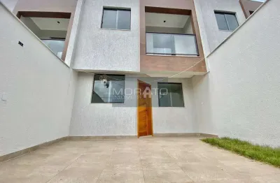 Casa geminada 3 quartos, 1 suíte, 2 vagas de garagem, bairro santa amélia