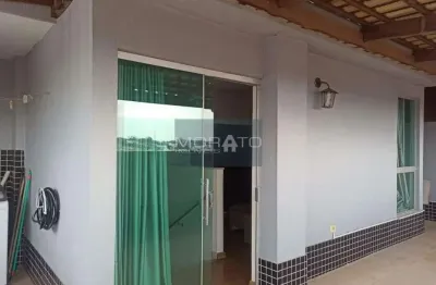 Cobertura de 02 quartos e 02 vagas no linda vista em excelente localização!