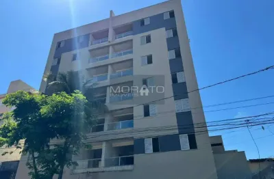 Área privativa 2 quartos, 2 vagas, bairro liberdade