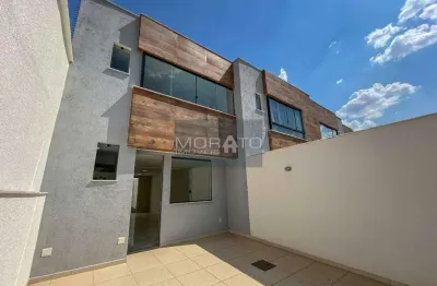 Casa duplex 3 quartos, 1 suíte, 2 vagas, bairro santa rosa