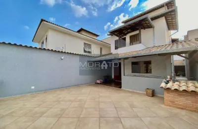 Casa 4 quartos, 3 vagas no bairro jardim riacho das pedras