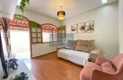 Casa com 4 quartos à venda na Rua Pedro Dutra, --, Jaraguá, Belo Horizonte