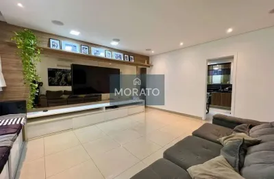 Área privativa 3 quartos, suíte, três vagas de garagem, no bairro castelo