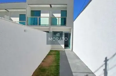Casas duplex 2 quartos, 1 suíte, 2 vagas de garagem, no bairro glória