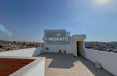 Cobertura com 3 quartos sendo 1 suíte com 2 vagas de garagem no bairro céu azul.