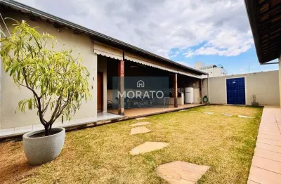 Casa com 3 quartos à venda na Rua Castelo de Almada, --, Castelo, Belo Horizonte