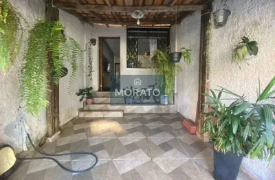 Casa com 2 quartos à venda na Rua Líbero Badaró, --, Santa Rosa, Belo Horizonte