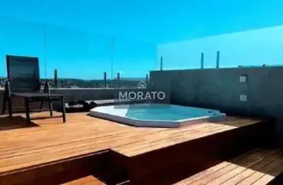 Cobertura com 4 quartos e 5 banheiros no bairro castelo