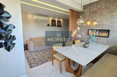 Cobertura com 3 dormitórios sendo 1 suíte com 3 vagas de garagem no bairro santa rosa.