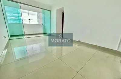 Apartamento com 3 quartos sendo 1 suíte com 2 vagas de garagem no bairro santa rosa.