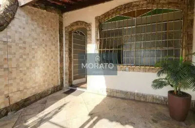 Casa geminada com 2 quartos 1 banheiro e 1 vaga no bairro santa amélia.