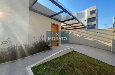 Casa com 3 quartos sendo 1 suíte com 3 vagas de garagem no bairro dona clara.