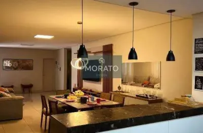 Casa com 4 quartos sendo 2 suítes com 5 vagas de garagem no bairro novo progresso.