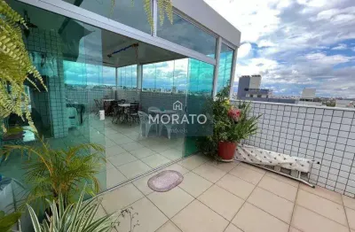 Cobertura com 3 quartos sendo 2 suítes com 2 vagas de garagem no bairro itapoã.