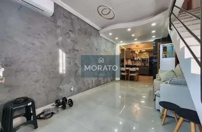 Casa geminada com 2 quartos com 2 banheiros e 1 vaga no bairro santa mônica.