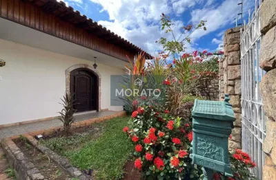 Casa com 4 quartos à venda na Rua Estoril, --, São Francisco, Belo Horizonte