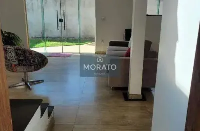 Casa com 4 quartos sendo um suíte com 2 vagas de garagem no bairro europa.