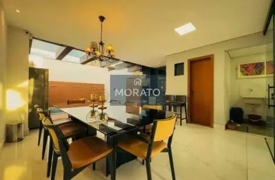 Casa moderna com 3 quartos sendo 2 suítes e 2 vagas paralelas no bairro vila clóris.