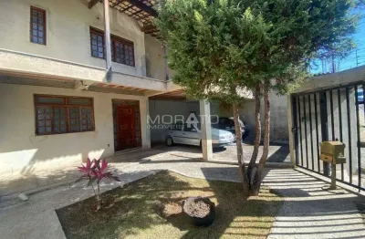 Casa com 4 quartos à venda na Rua Rosalina Calegário, --, Serrano, Belo Horizonte