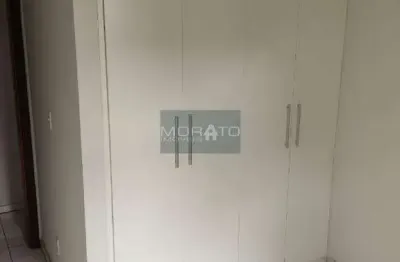Apartamento 2 quartos, suíte, 2 vagas, elevador, à venda no bairro castelo