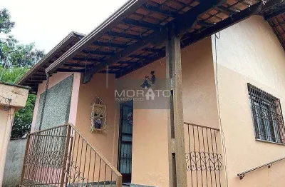 Casa em contagem 4 quartos, 2 banheiros, 3 vagas de garagem no jardim laguna