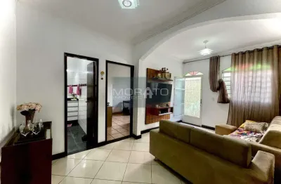 Casa com 3 quartos à venda na Rua Buganville, --, Eldorado, Contagem