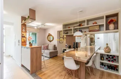 Apartamento com 3 quartos à venda na Rua Professor João Falarz, 555, Campo Comprido, Curitiba