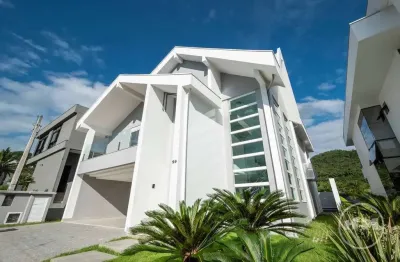Casa em condomínio fechado com 5 quartos à venda na avenida das arapongas, 1265, ariribá, balneário camboriú por r$ 6.500.000