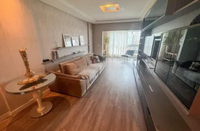 Apartamento mobiliado de 139 m² no centro de balneário camboriú