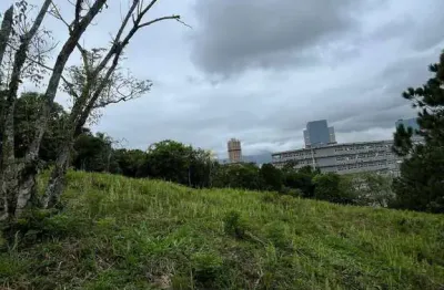 Terreno à venda na Rua Sergipe, Estados, Balneário Camboriú