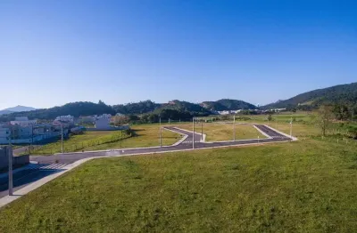 Terreno à venda na Rua Rio Amazonas, Rio Pequeno, Camboriú
