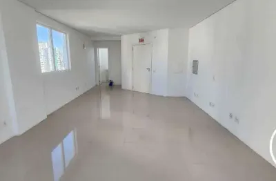 Sala comercial à venda na Rua Arthur Max Dôose, Pioneiros, Balneário Camboriú
