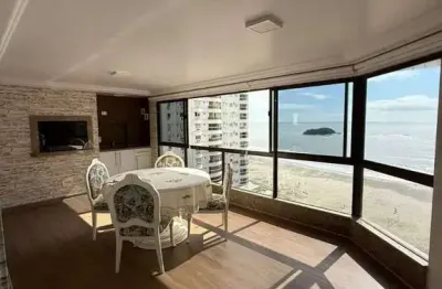 Apartamento alto padrão com 4 quartos (2 suítes) e linda vista para o mar em balneário camboriú