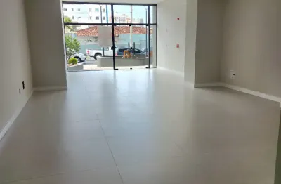 Aluguel anual sala comercial terrea 74 m² no centro de itajai/sc