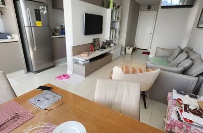 Aluguel de Apartamento Mobiliado com 03 Quartos sendo 01 Suíte, 02 Vagas de Garagem, no Centro de Itajaí-SC