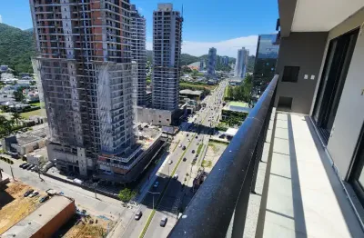 Venda de Apartamento de Alto Padrão, com 02 e 03 Quartos, 01 e 02 Vagas de Garagem, Vista Mar, na Praia Brava em Itajaí-SC