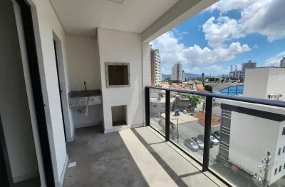 Aluguel de Apartamento Novo e Semimobiliado, com 02 Suítes, Vaga de Garagem, no Centro de Itajaí-SC