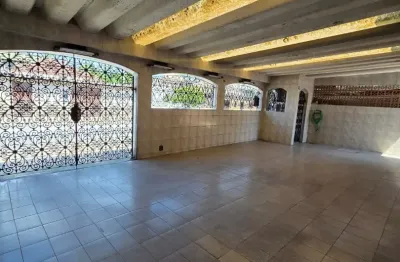 Imóvel para venda tem 255 metros quadrados com 4 quartos em são manoel - santos - sp