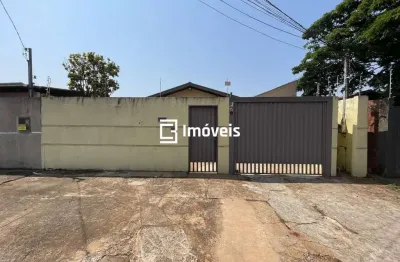 Casa de 02 quartos com sala ampla - bairro jardim novos estados