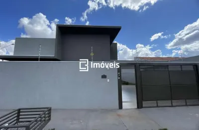 Casa de 03 quartos sendo 01 suíte - jardim novos estados