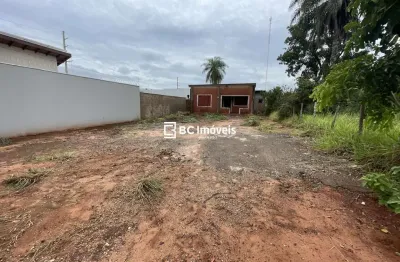 Terreno à venda no Jardim Montevidéu, Campo Grande 