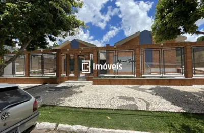 Apartamento de 02 quartos em frente ao parque das nações