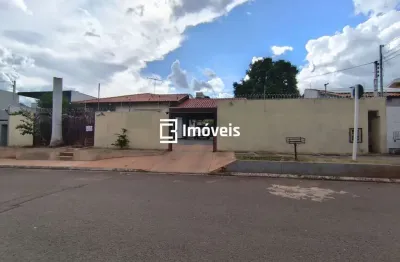 Casa 05 quartos sendo 02 suítes, piscina e varanda gourmet no são francisco.