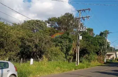 Amplo terreno com 1410,00m². de esquina frente para a rua benjamin altmayer, bairro roselândia.
