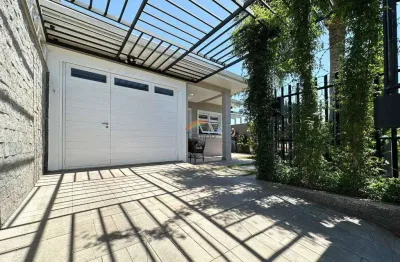 Casa com 3 dormitórios sendo 1 suíte, localizado no bairro são jorge de novo hamburgo/rs
