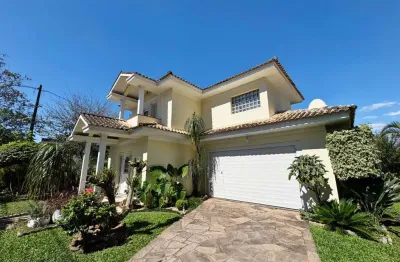 Casa no bairro jardim mauá, 3 dormitórios(1 suíte), pátio, 2 vagas de garagem, pomar