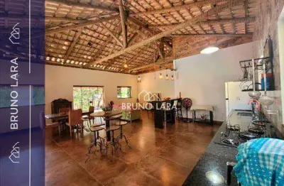 Casa disponível para locação no bairro varginha, mateus leme-mg.